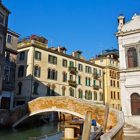 Bed & Breakfast S.marco Venice